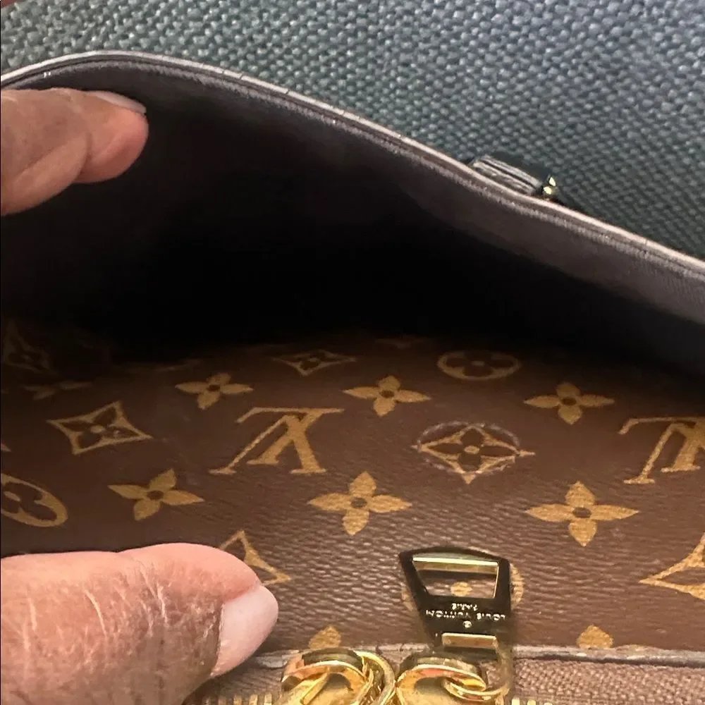 Louis Vuitton Monogram Odeon MM in Black
